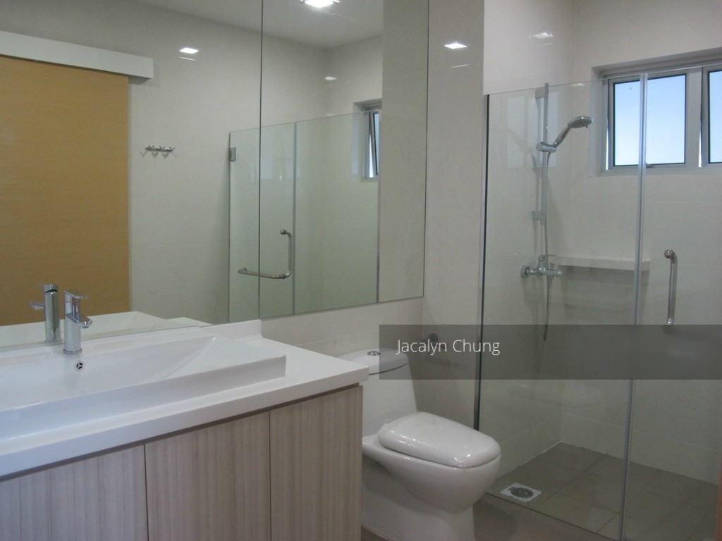 Pasir Panjang Road (D5), Terrace #124675902